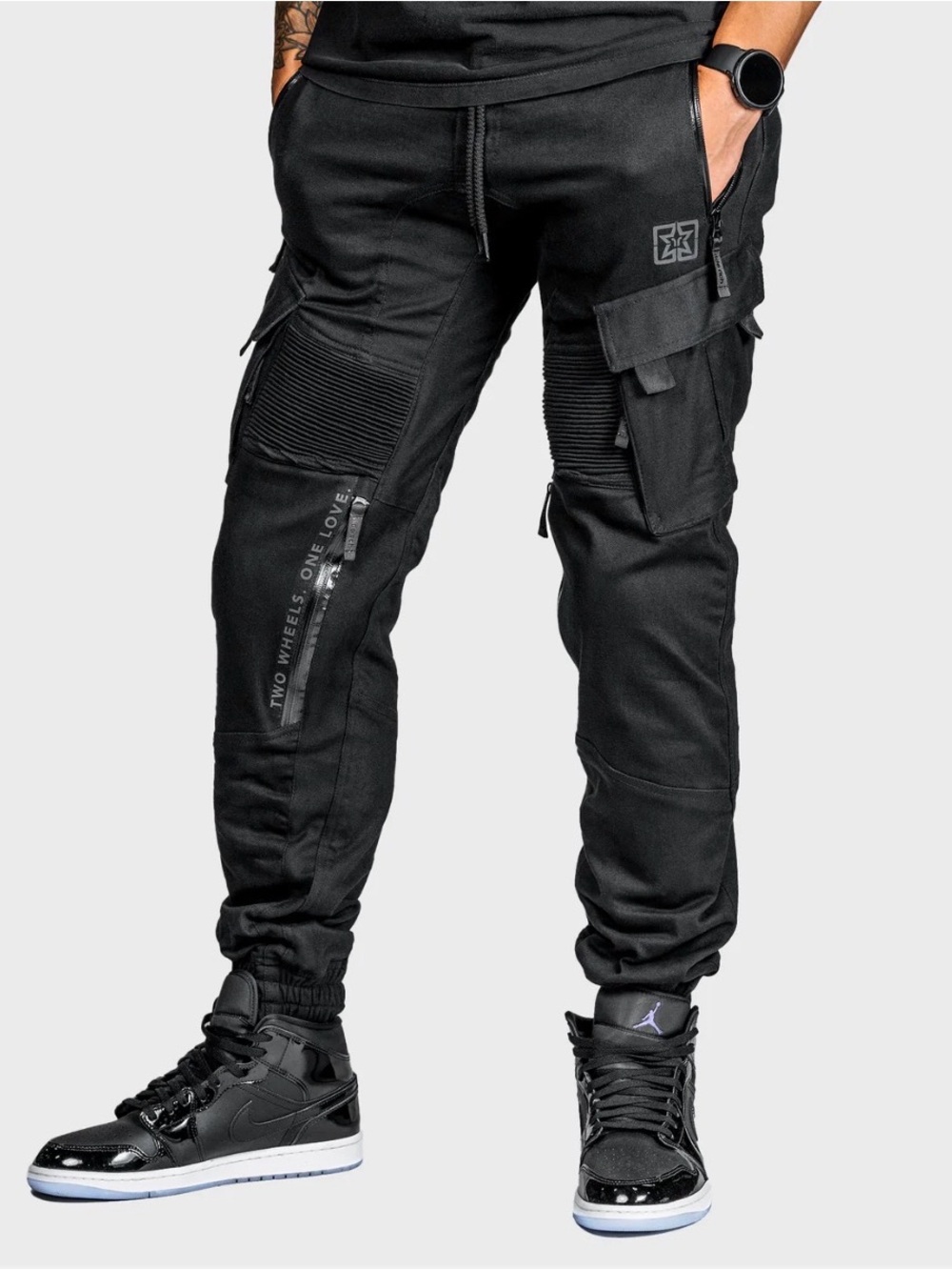 UNIT 16™ ARMOURED DENIM CARGO MOTORCYCLE JOGGERS {BLACK}